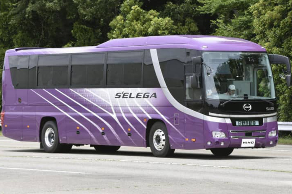 Hinos-Selega-bus-with-safety-technology